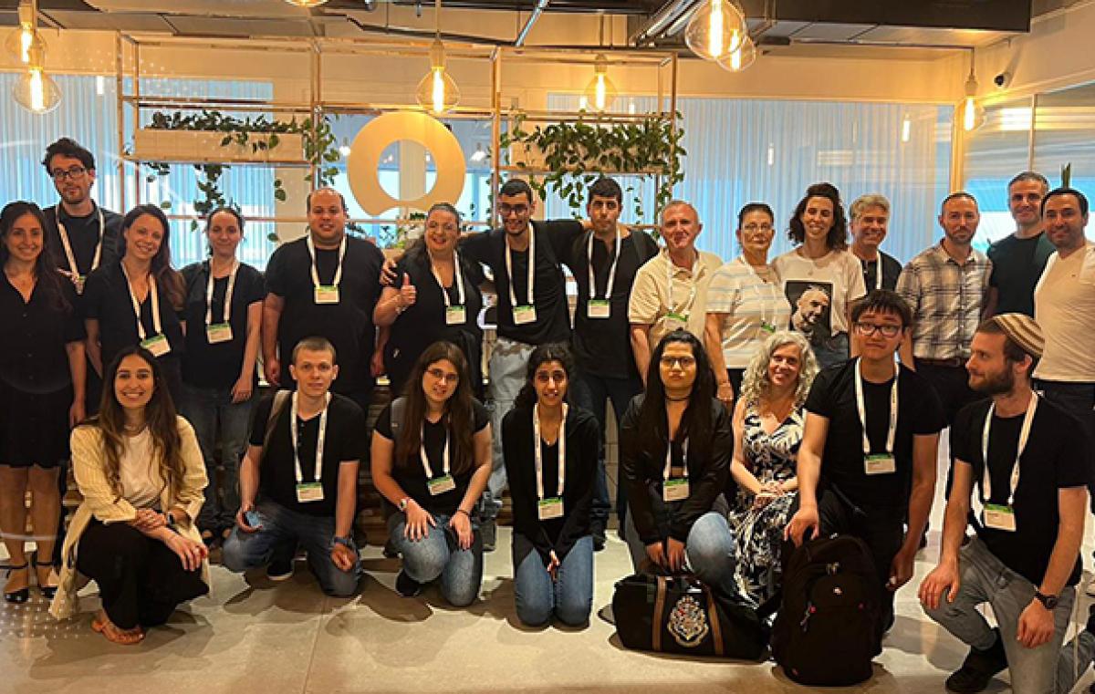 כלים שלובים