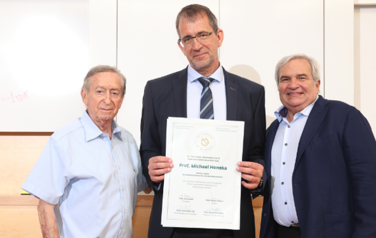 Prof. Michael Heneka